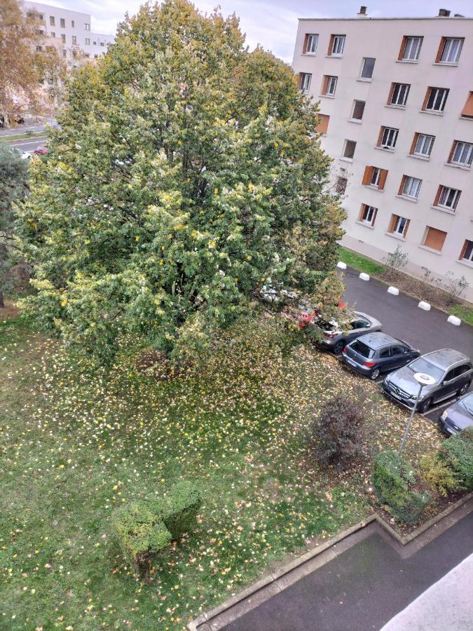 Jolie Appartement Proche Tramway Vénissieux Esterno foto